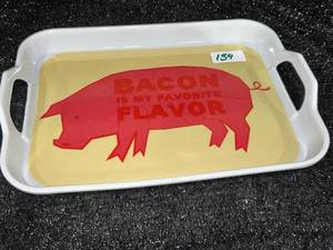 lot 159 image: Serving Tray with Pig Graphic Bacon is My Favorite Flavor