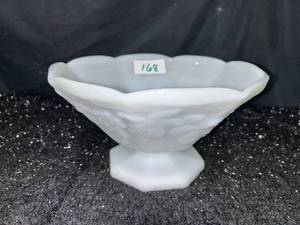 lot 168 image: White Milk glass Pedestal Bowl with Scalloped Rim
