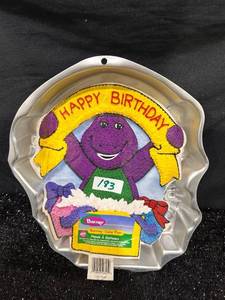 lot 183 image: Barney Happy Birthday Cake Pan