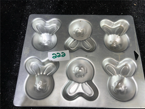 lot 222 image: Easter Bunny Mini Cake Pan  6 Cavities
