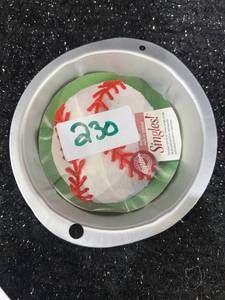 lot 230 image: Wilton Singles Baseball Ball Cake Pan