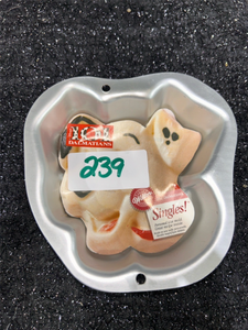 lot 239 image: Wilton Disney 101 Dalmatians Puppy-Shaped Cake Pan