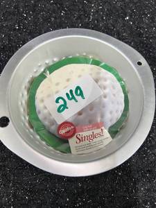 lot 249 image: Wilton Singles Golf Ball Personal Size Cake Pan
