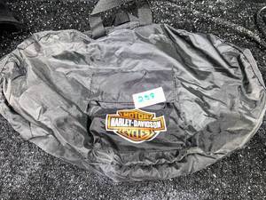 lot 258 image: Harley-Davidson Duffle Bag with Handles and Patch