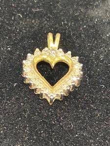 lot 278 image: Gold Heart Pendant with Textured Border and Bail