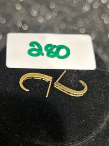 lot 280 image: Pair of 14k gold Earrings