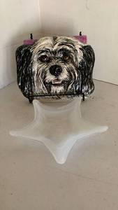 lot 1125 image: Saks Fifth Avenue Star-Shaped Dish and dog plaque