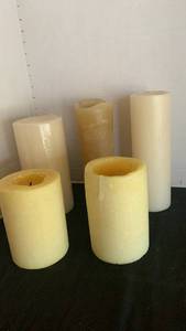 lot 1153 image: Candles 9 inches tall and smaller Cream Ivory Yellow