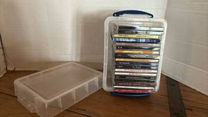 lot 1182 image: Lot of Music CDs Country Dolly Parton Steive Ray Vaughan Frank Sinatra
