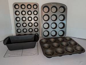 lot 1230 image: Baking Pan Lot 20-Cup Muffin 12-Cup and Loaf with Cooling Racks