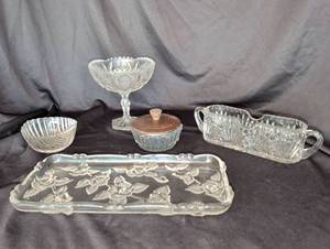 lot 1249 image: Glass Tableware lot. Cut glass napkin holder and more