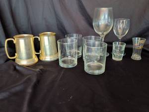 lot 1250 image: Mixed Glassware Lot with Mugs Wine Glasses Tumblers