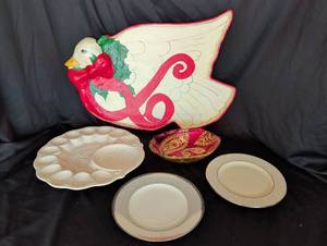 lot 1262 image: Paper mache goose, glass Italian bowl, Lenox plate and more