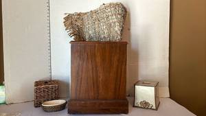 lot 1312 image: Rug - leather and rope - 25 inches x 38 inches.  Trashcan, two tissue holders and a soap dis