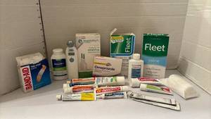 lot 1335 image: Health & Beauty items