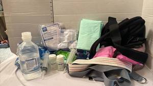 lot 1344 image: Medical Urinary Drainage Bag 2000ml Fabric Back Leg Bag Bundle Lot