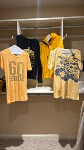 lot 1411 image: WSU T-Shirts Long Sleeve Hoodie Yellow Black Large