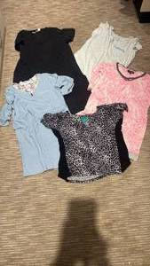 lot 1425 image: Women Nightwear M L