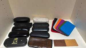 lot 1440 image: Eyeglass Cases Lot Pieces Multiple Colors Styles