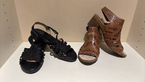 lot 1446 image: Josef Seibel Brown 38 Heel and Black Naturalizer Sandals 7.5