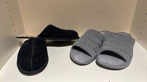 lot 1452 image: UGGS and Dearfoams House Shoes Men 10