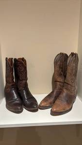 lot 1455 image: Pair of Western Cowboy Boots Size 10.5 Two Styles 10.5