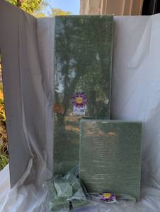 lot 2000 image: Styrofoam Design It Silks & Naturals Green Sheet 12x36 and smaller pieces