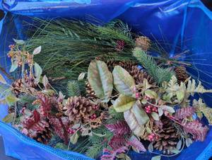 lot 2041 image: Christmas Arrangement Mix Evergreen Branches Pinecones Berries in zip tote