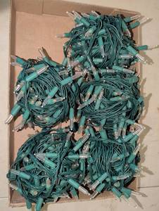 lot 2214 image: Lot of Green String Lights with Clear Bulbs and Green Wire