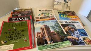 lot 2421 image: Misc magazines