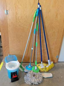 lot 2604 image: Cleaning Supply Lot Mop Bucket Brooms Dusters