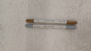 lot 10598 image: Artistro Dual Tip Marker Pen Set with Brush And Fine Tip