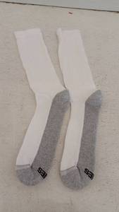 lot 10676 image: Hanes Ribbed Crew Mens Socks, 14 Pack