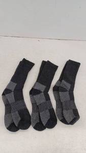 lot 10691 image: Crew Socks with Cushioned Sole 3-Pack