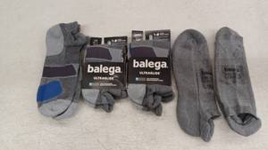 lot 10711 image: Balega Ultraglide No Show Tab Athletic Socks LG, 4 Pack