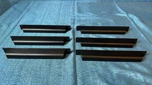 lot 2047 image: Lot of 6 Bronze Cabinet or Drawer Pull Handles.