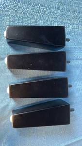 lot 2122 image: Lot of 4 Black Wooden Furniture Legs.