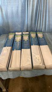 lot 3071 image: Ashim Family of Home Furnishings Cordless Roman Shade 5 Units