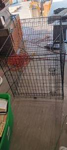 lot 34827 image: Black metal pet crate