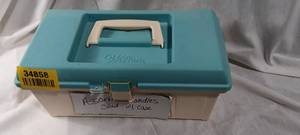 lot 34858 image: Assorted candles in a carrying case