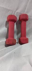 lot 34926 image: Set of 2lb dumb bells