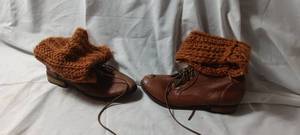 lot 34933 image: Brown lace-up boots with crochet top SIZE 7.5