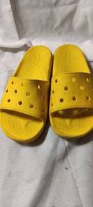 lot 34936 image: Yellow Croc sandals size mens 7 womens 8