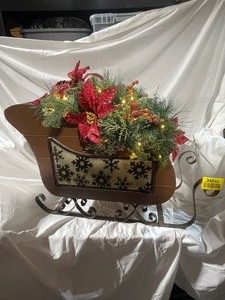 lot 34546 image: Christmas Sled with Lights