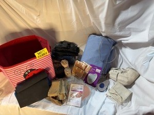 lot 34577 image: Huge lot of medical supplies.