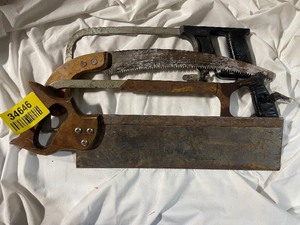 lot 34646 image: Lot of 4 Misc Tree Saws.