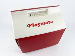 lot 3671 image: Igloo Playmate Cooler RedWhite 16qt