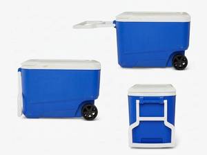 lot 3817 image: Igloo Wheelie Cool 38 QT Rolling Cooler Blue
