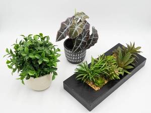lot 3865 image: Fake Plant Arrangement with Decorative Pots