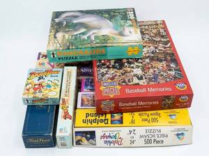 lot 3883 image: Lot of Assorted Puzzles, Games & Collectibles